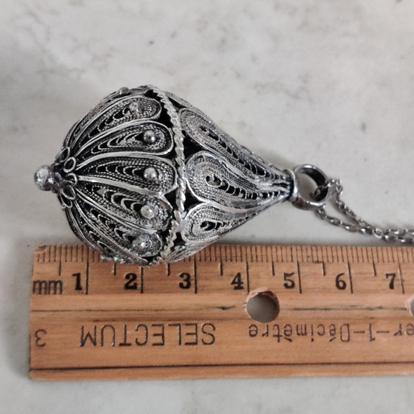 Vintage Silver Filigree Lantern Shaped Pendant Ambergris Amulet Necklace - Picture 8 of 16